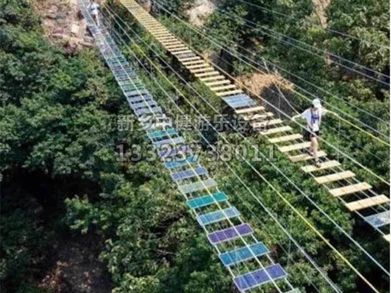 戶外拓展還是要選步步驚心項目！